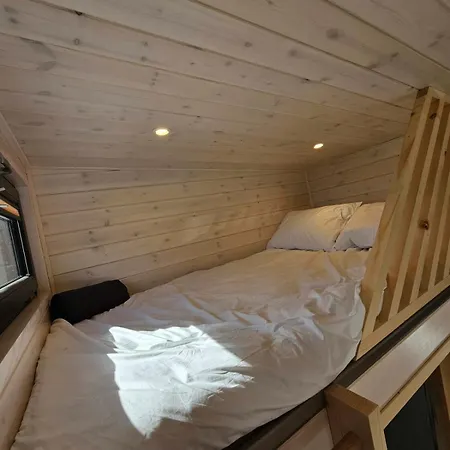 Holiday home Tiny Escape Ecolodge *